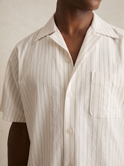 Reiss White/Taupe Brown Easton Cotton-Blend Seersucker Stripe Shirt - Image 4 of 6