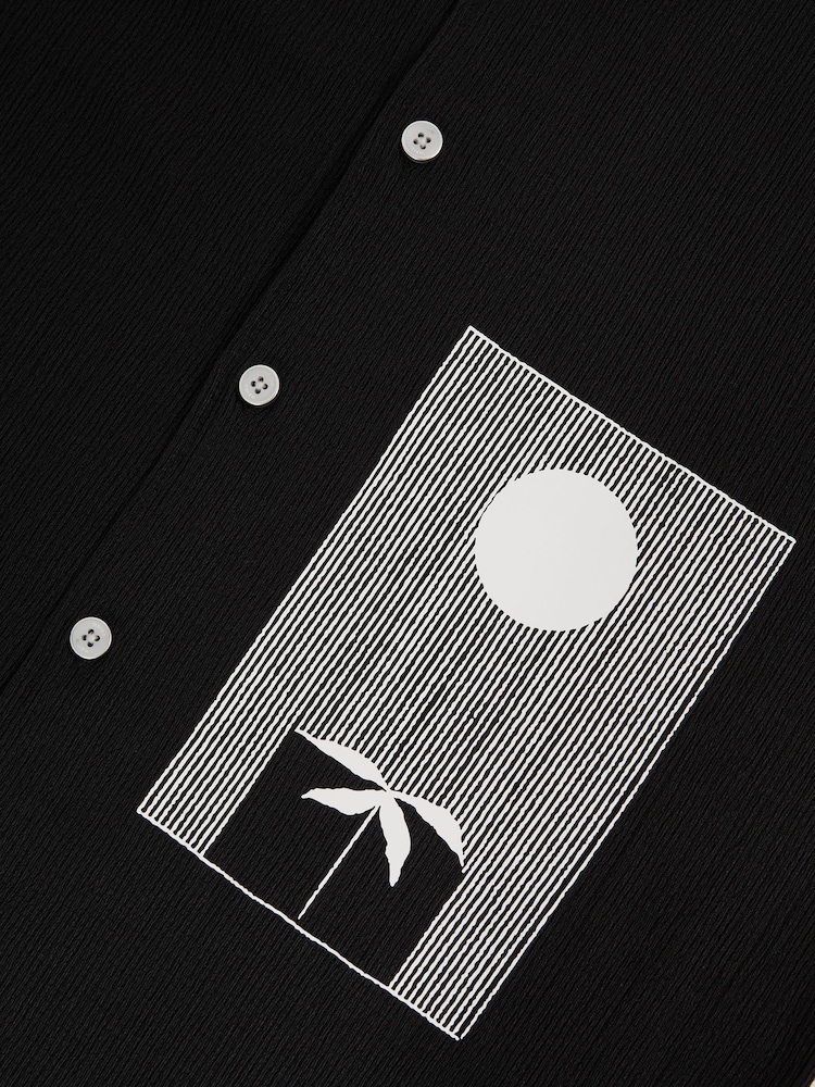 Reiss Black Coast Graphic Print Cuban-Collar Shirt - Image 6 of 6