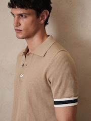 Marrón camel - Reiss Quinn Reiss | Ché Cotton Knit Polo Shirt - Imagen 4 de 7