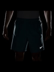 Nike Cannon Green 7 Inch Dri-FIT Challenger Unlined Running Shorts - Image 5 of 5