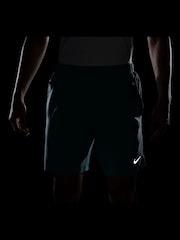 Nike Cannon Green 7 Inch Challenger Dri-FIT Brief Lined Running Shorts - Image 5 of 5