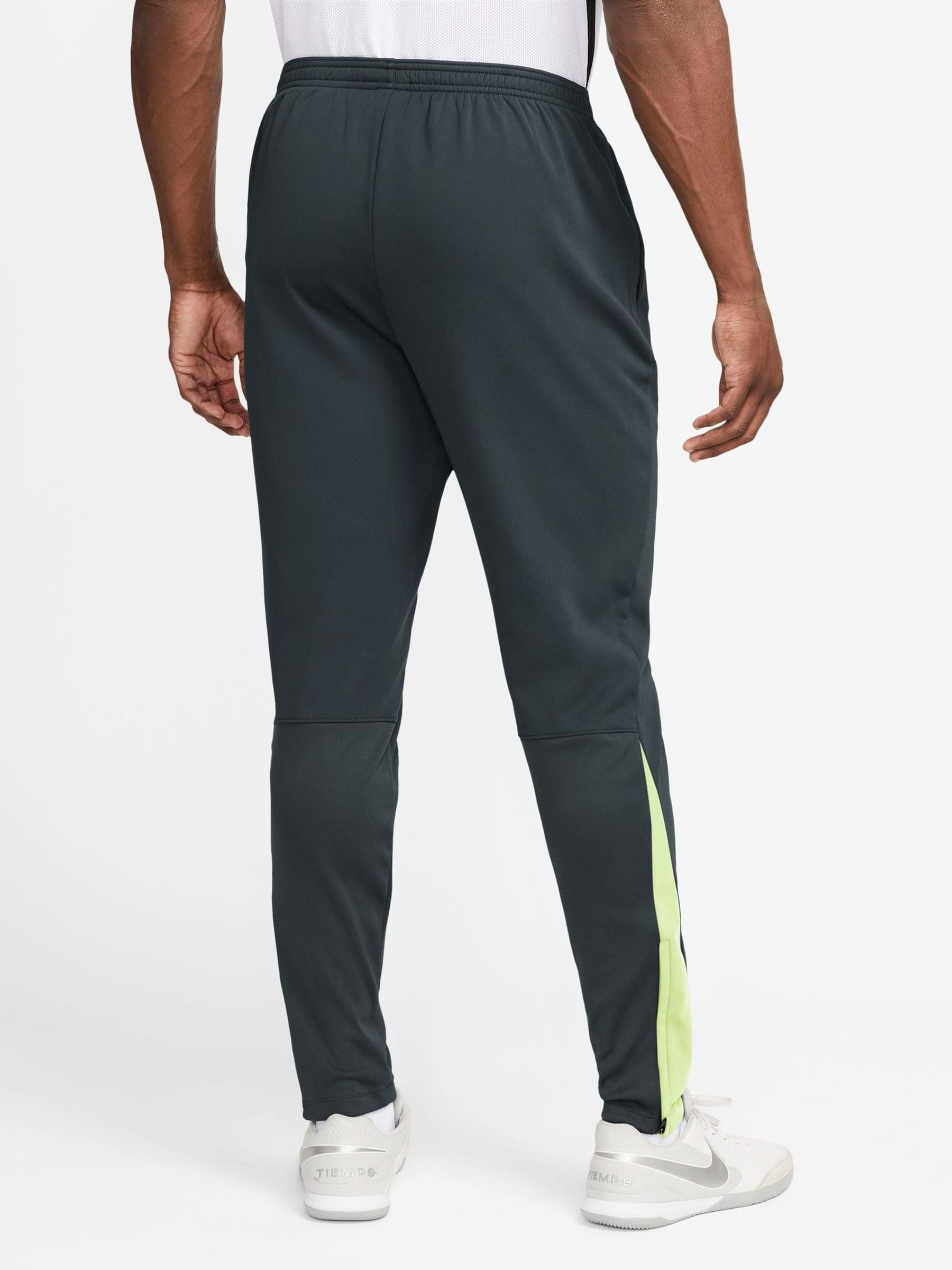 nike dry academy winter warrior