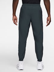Nike Dark Seaweed Green Dri-FIT Form Tapered Training Joggers - Image 2 of 4