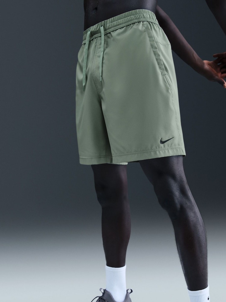 Nike Clay Green Dri-FIT Form 7 inch Unlined Training Shorts - Image 2 of 5