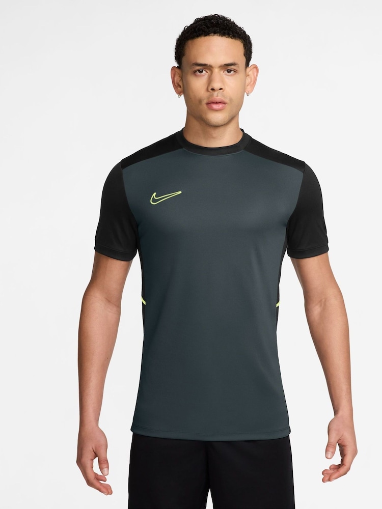 Verde oscuro alga marina - Camiseta de entrenamiento Dri-FIT Academy de Nike - Imagen 1 de 3