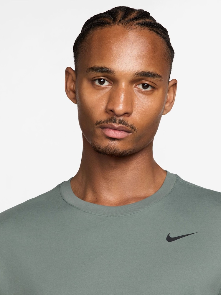 Nike Clay Green Dri-FIT Training T-Shirt - Image 3 of 3 Nike Clay Green Dri-FIT Training T-Shirt - Image 3 of 3