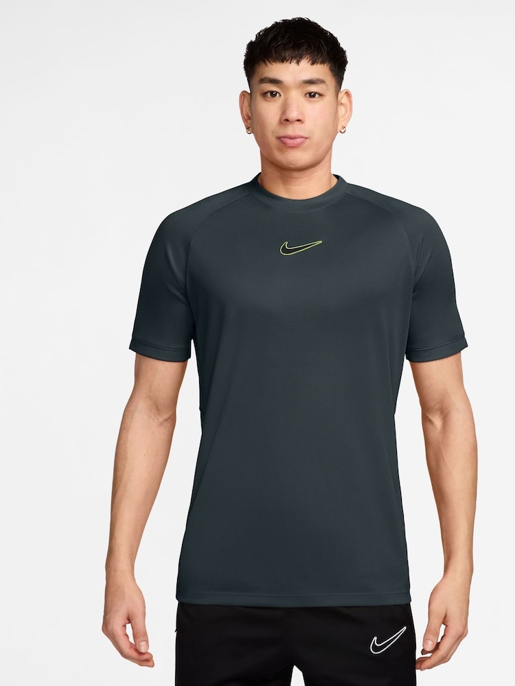 Nike Dark Seaweed Green Strike Training Graphic Print T-Shirt - Image 1 of 3 Nike Dark Seaweed Green Strike Training Graphic Print T-Shirt - Image 1 of 3