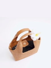 Коричневый - River Island Small Raffia Charm Tote Bag - Image 4 of 6