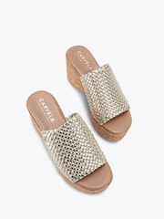 Gold - Carvela Comfort Krypton Weave Wedge Sandals - Bild 2 von 4