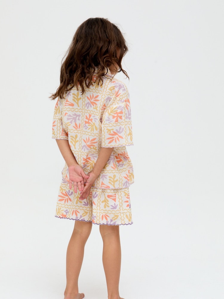 Raffya Cream Gilly Printed 100% Cotton Shorts - Image 2 of 4 Raffya Cream Gilly Printed 100% Cotton Shorts - Image 2 of 4