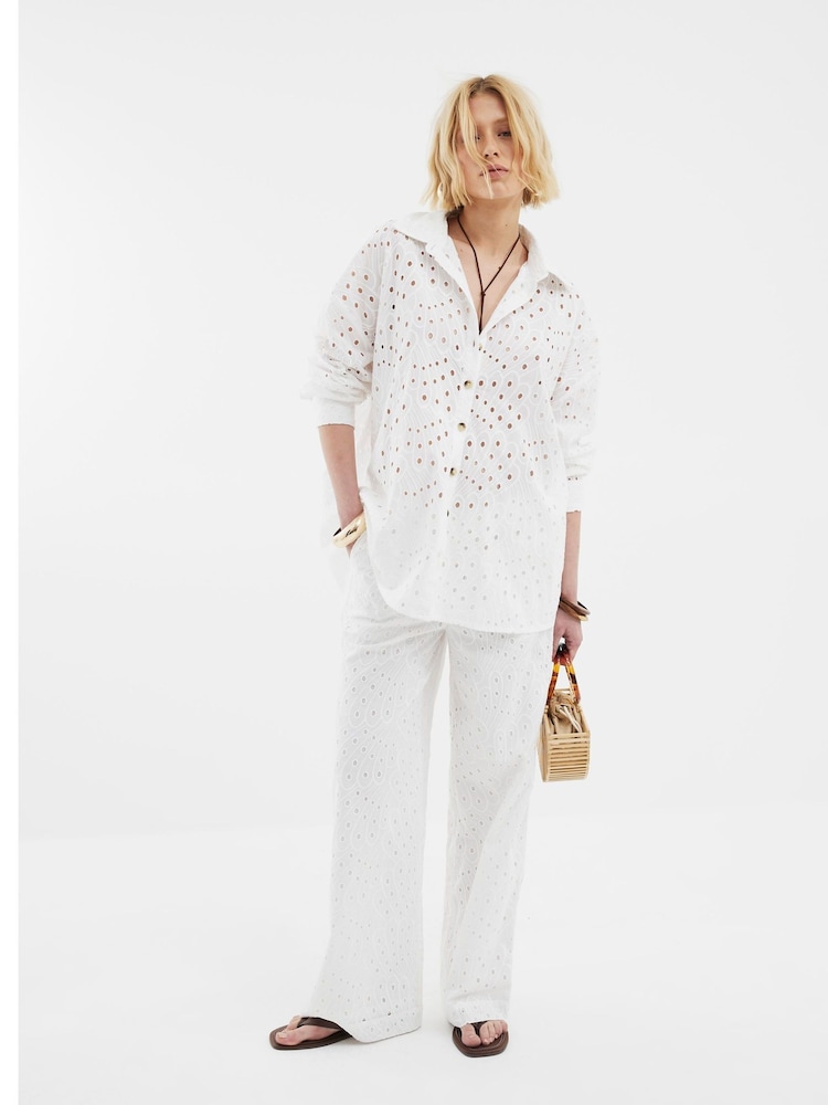 River Island White Oversized Broderie 100% Cotton Shirt - Image 2 of 4 River Island White Oversized Broderie 100% Cotton Shirt - Image 2 of 4