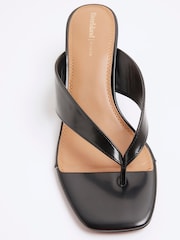 River Island Black Toe Thong Wedge Sandals - Image 4 of 5