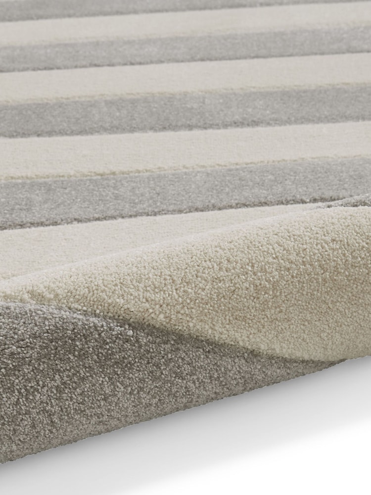 Catherine Lansfield Grey Cove Stripe Modern Linear Rug - Image 6 of 6
