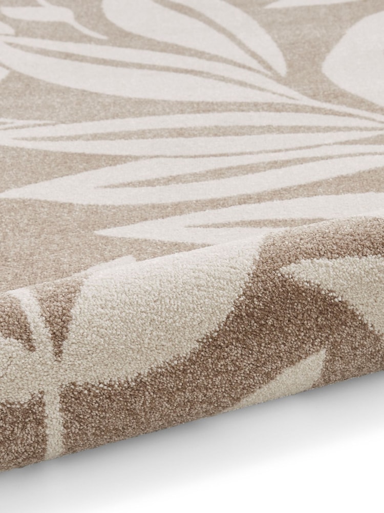 Catherine Lansfield Natural Sorral Leaves Botanical Rug - Image 6 of 6