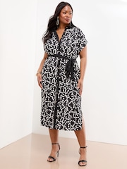 Lipsy Black/White Curve Spot Printed Button Through Midi Shirt Dress - Image 3 of 4