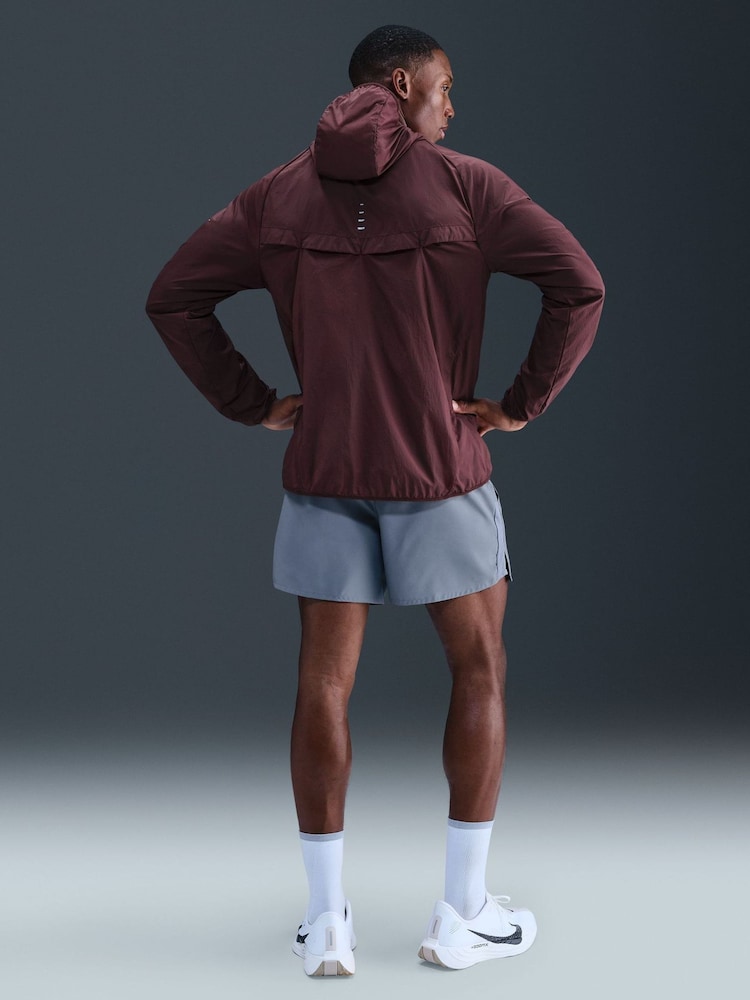Nike Burgundy Dri-FIT Stride Woven Running Jacket - Image 2 of 6