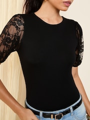 Friends Like These Lace Short Sleeve Top - Imagen 5 de 5