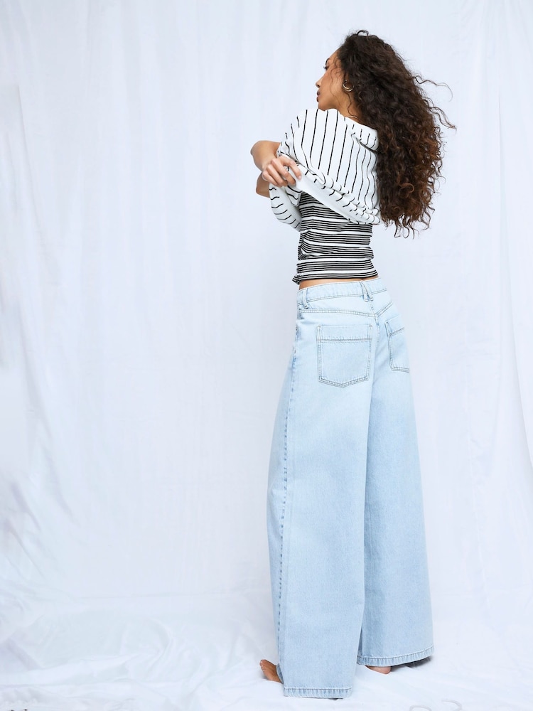 River Island Blue Blue Low Rise Baggy Jeans - Image 2 of 4 River Island Blue Blue Low Rise Baggy Jeans - Image 2 of 4