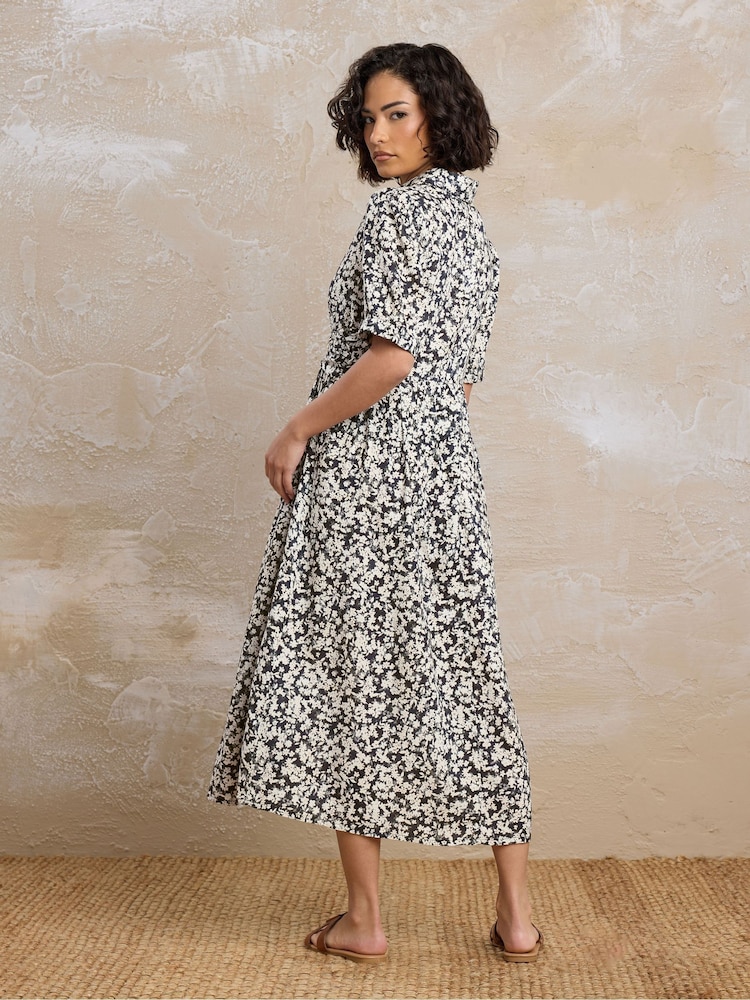 PixieGirl Petite Black Blurred Ditsy Twist Collar Dress - Image 3 of 6