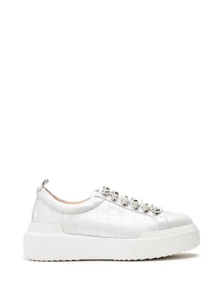 Белый - Moda in Pelle Blossie Pearl Detail Slab Sole Leather Trainers - Image 2 of 4
