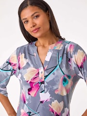 Roman Pink Floral Print V-Neck Button Blouses - Image 4 of 5