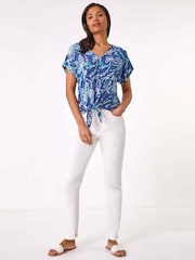 Blusa Roman com estampa texturizada e bainha Tie - Imagem 2 de 5