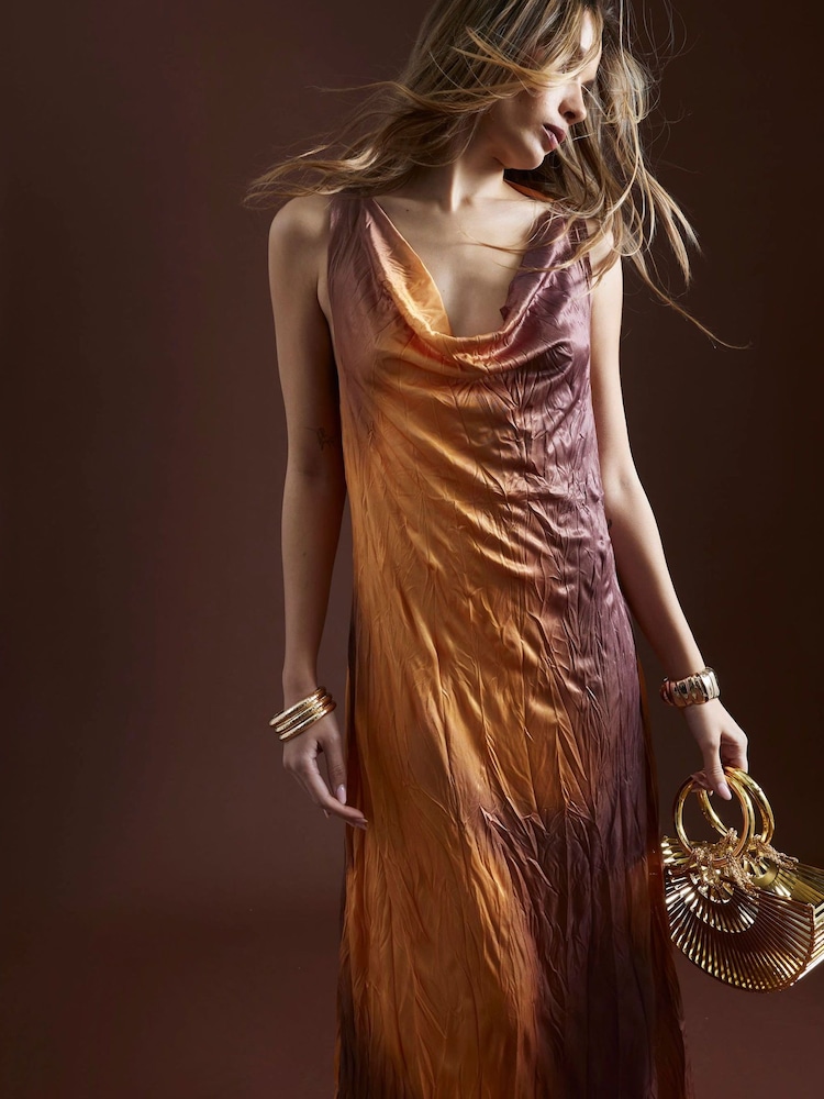River Island Orange Crinkle Ombre Midi Dress - Image 2 of 3 River Island Orange Crinkle Ombre Midi Dress - Image 2 of 3