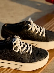 Черный - Коричневые кожаные кроссовки на платформе с принтом Ariat Skylar Цветы - Image 7 of 7