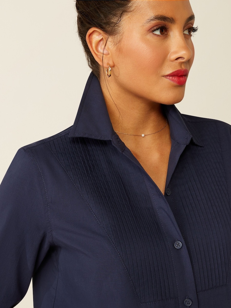 Ariat Blue Oban Pleated Bib Front Tencel Linen Blend Shirt - Image 4 of 4 Ariat Blue Oban Pleated Bib Front Tencel Linen Blend Shirt - Image 4 of 4