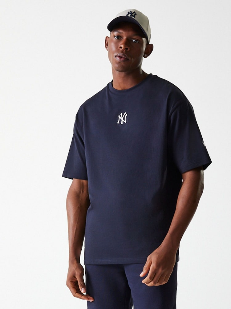 New Era Mens New York Yankee Logo Black T-Shirt - Image 8 of 8