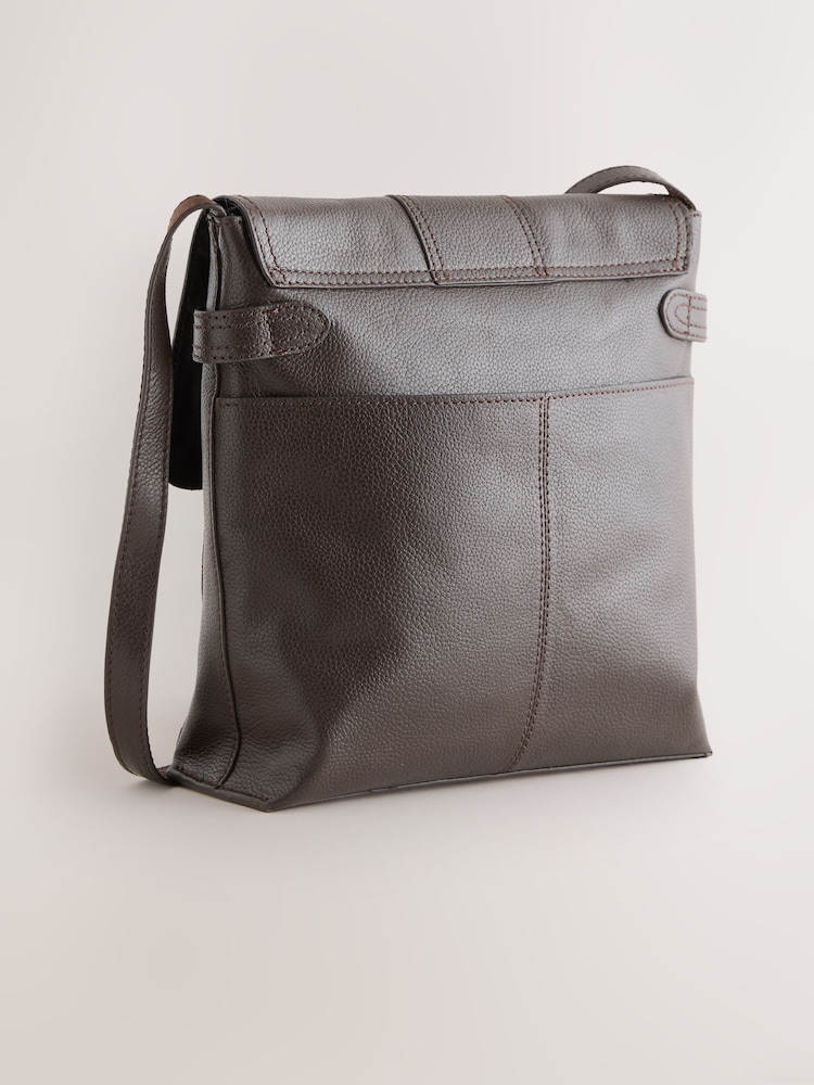 Chocolate Brown Leather Pocket Messenger Bag - Image 2 of 6 Chocolate Brown Leather Pocket Messenger Bag - Image 2 of 6