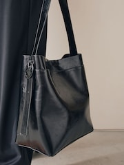 Black Bucket Shoulder Bag - Image 5 of 8