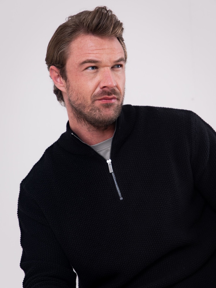 Lakeland Clothing Derwent Quarter Zip Black Jumper - Image 5 of 7