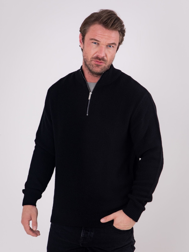 Lakeland Clothing Derwent Quarter Zip Black Jumper - Image 7 of 7