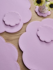 Zestaw 4 podkładek ze sztucznej skóry w kształcie kwiatów - Obraz 2 z 3