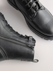 Schwarzes Leder - Forever Comfort Schnürstiefel mit eckiger Zehenpartie - Bild 7 von 9