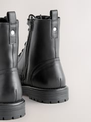 Schwarzes Leder - Forever Comfort Schnürstiefel mit eckiger Zehenpartie - Bild 8 von 9
