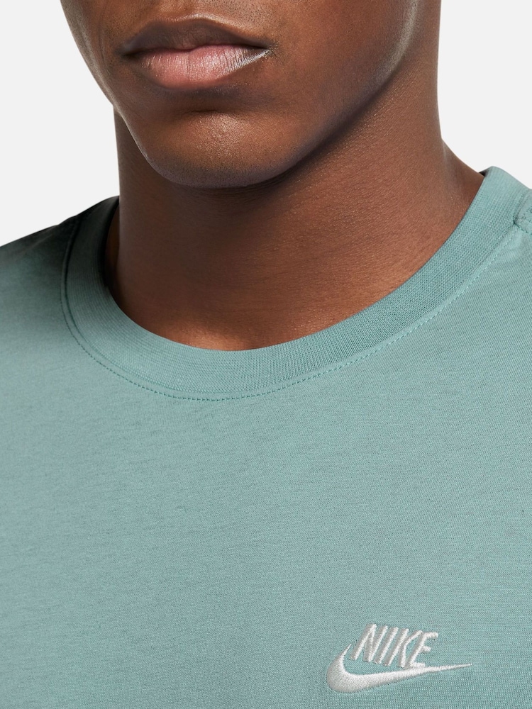 Nike Black Soft Pink Club T-Shirt - Image 3 of 3 Nike Black Soft Pink Club T-Shirt - Image 3 of 3