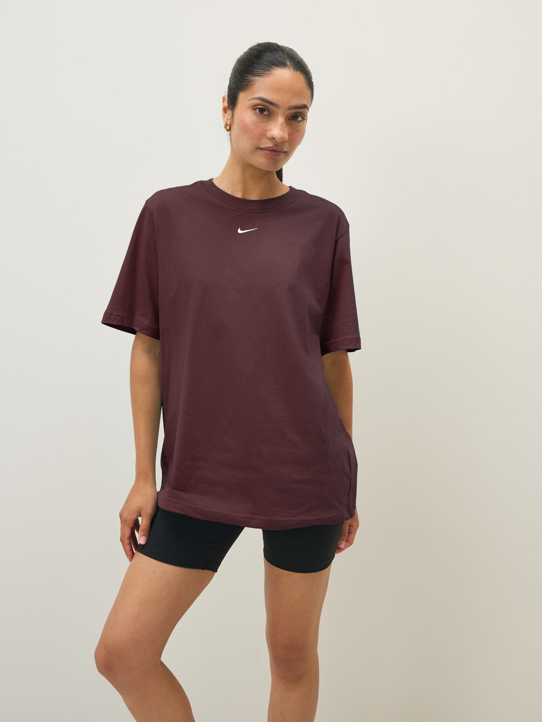 burgundy nike shirt womens