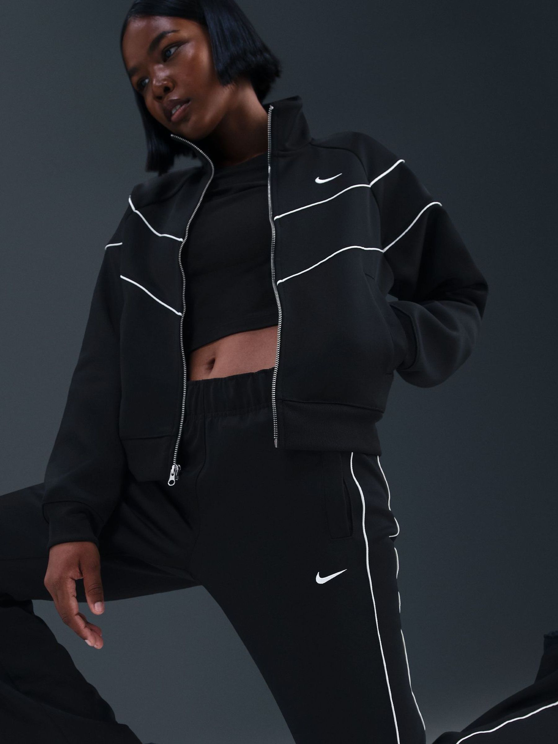 jogging nike sportswear windrunner