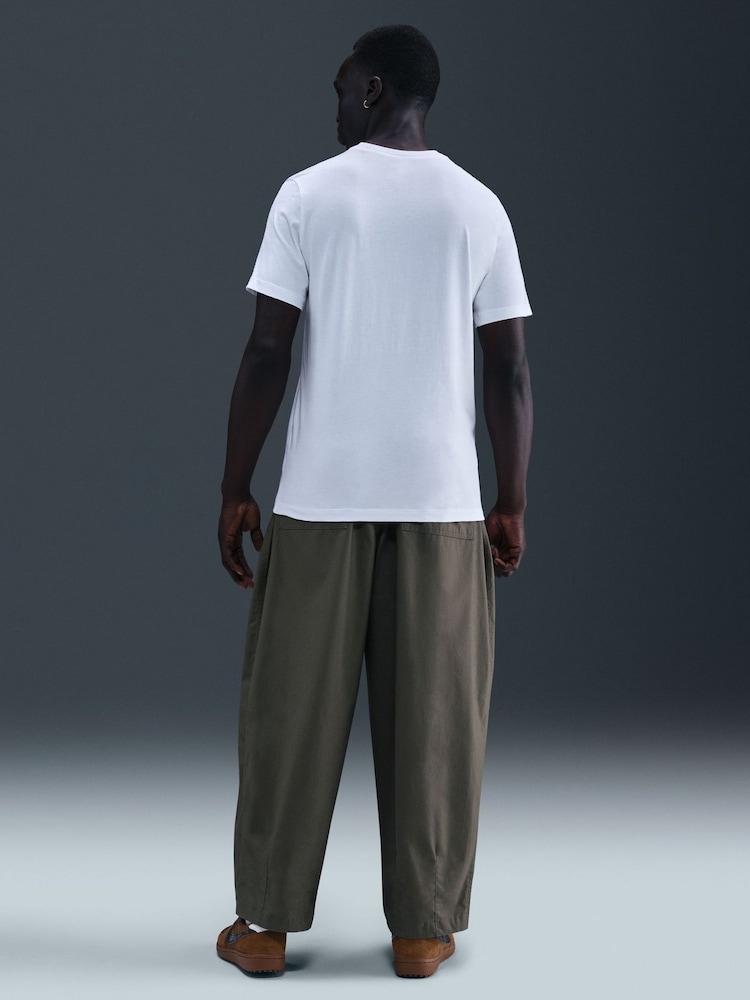 Nike White Gold Club T-Shirt - Image 3 of 3 Nike White Gold Club T-Shirt - Image 3 of 3