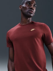 Nike Red Club T-Shirt - Image 5 of 5