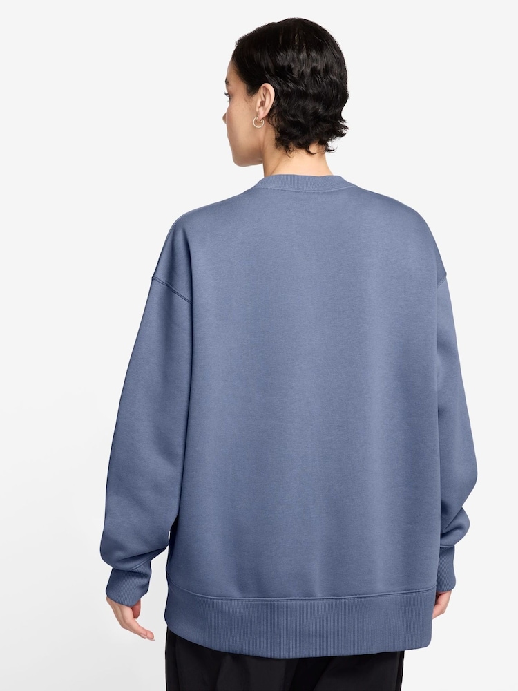 Nike Blue Oversized Phoenix Fleece Crew Neck Sweatshirt - Image 2 of 3 Nike Blue Oversized Phoenix Fleece Crew Neck Sweatshirt - Image 2 of 3