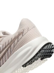 Nike Neutral Run Defy Road Running Trainers - Image 11 of 11
