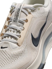 Nike White/Black Pegasus Premium Road Running Trainers - Image 9 of 10