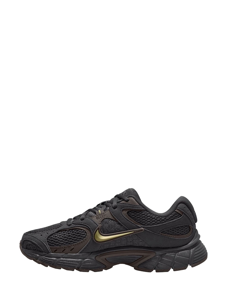 Nike Black Vomero V5 Runner Trainers - Image 2 of 4 Nike Black Vomero V5 Runner Trainers - Image 2 of 4