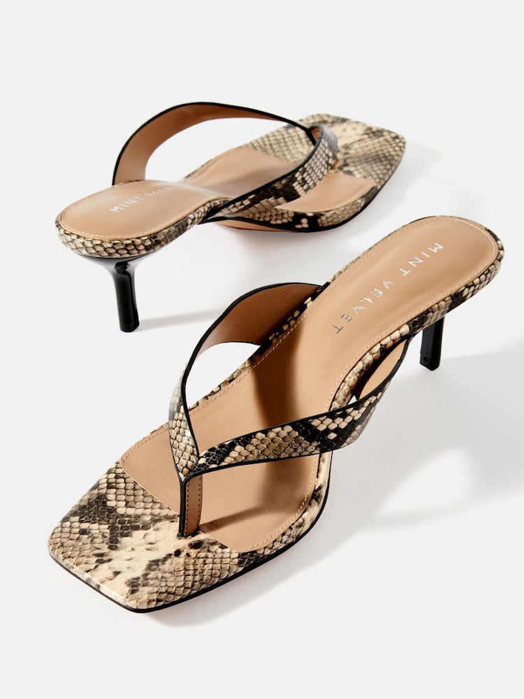 Mint Velvet Animal Betty Snake Print Flip Flops Sandals - Image 4 of 6