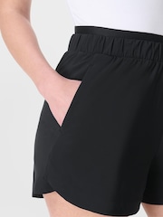 Sweaty Betty Black Explorer Elevated 3" Shorts - Image 5 of 6
