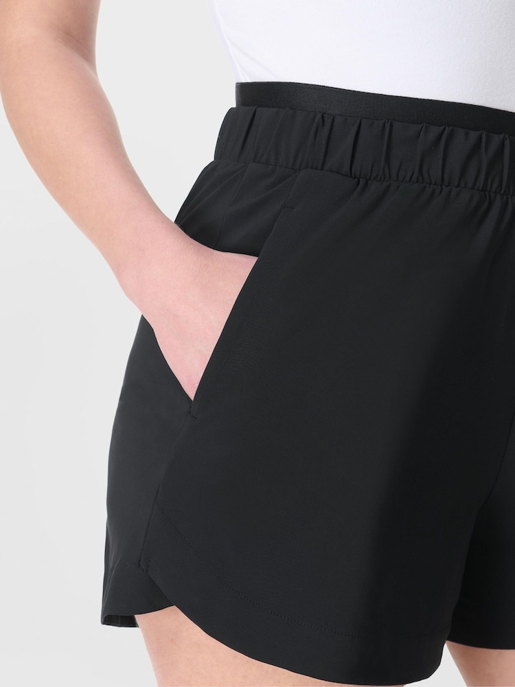 Sweaty Betty Black Explorer Elevated 3" Shorts - Image 5 of 6