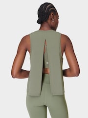 Sweaty Betty Green Soft Flow 2-In-1 Bra Tank - Image 6 of 9